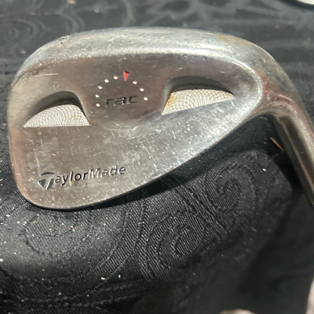 TaylorMade Silver Golf Wedge 52° with TAC Marking